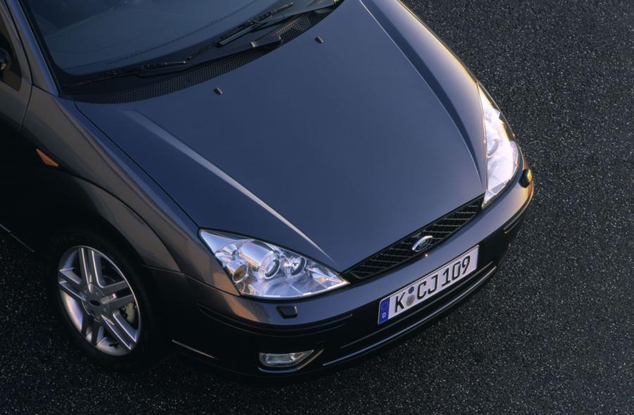  Ford Focus 2001 года  (фото 9 из 27)